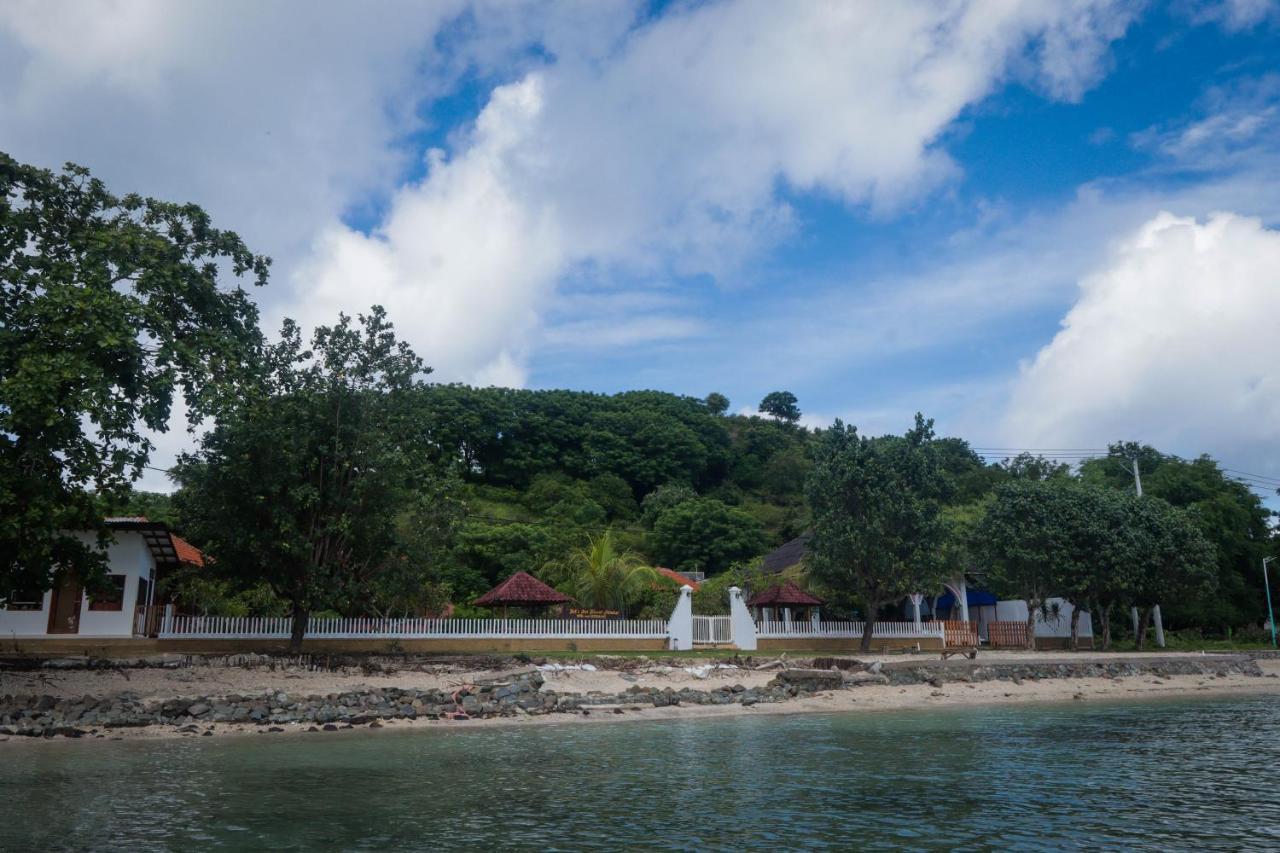 Yut'S Inn Flower Paradise Gili Gede Buitenkant foto